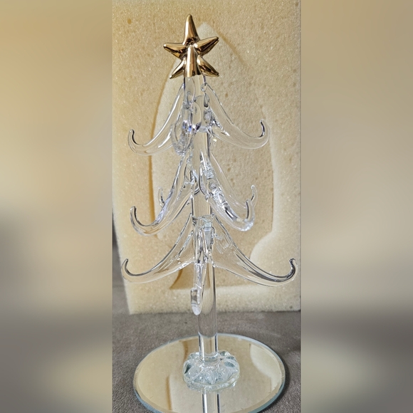 Glass Christmas Tree Figurine with 12 Ornaments and Mirrored Base - Picture 4 of 9